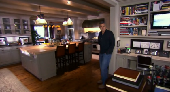 http://www.newsbeast.gr/files/1/2012/02/15/entering-the-kitchen.jpg.png