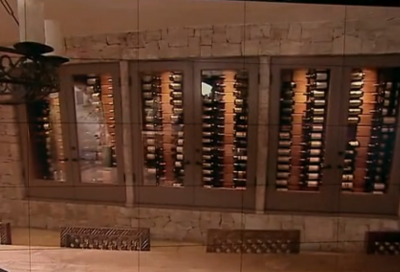 http://www.newsbeast.gr/files/1/2012/02/15/wine-cellar-in-the-wall.jpg.png