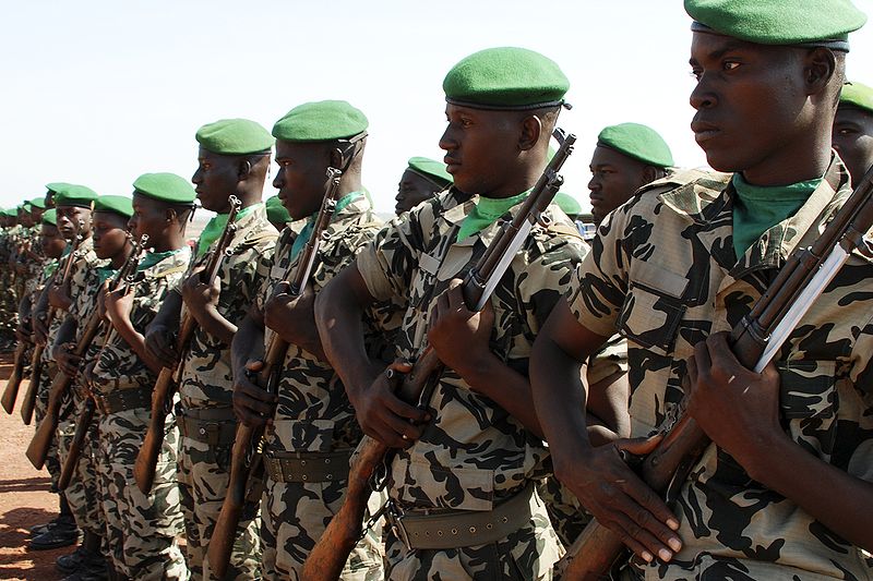Σφοδρές συγκρούσεις στασιαστών-στρατού στο Μάλι