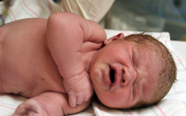 Μειωμένες το 2010 οι γεννήσεις στην Ελλάδα