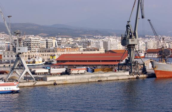 Αυξημένη η διακίνηση φορτίων στο λιμάνι της Θεσσαλονίκης
