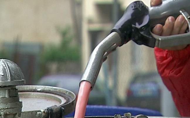 Αύξηση κατά 50% στις τιμές της βενζίνης στο Ιράν