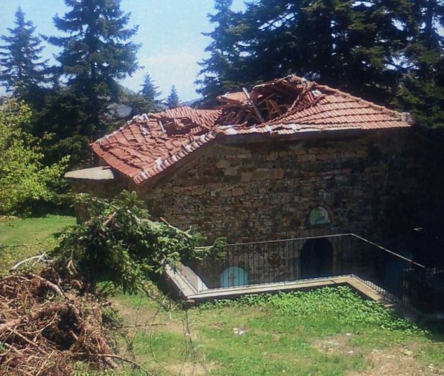 Κατέρρευσε τμήμα στέγης μοναστηριού στην Καρδίτσα