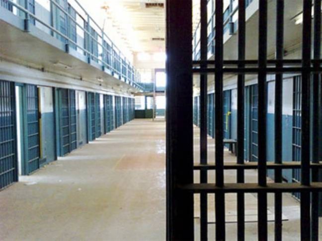 Έκθεση &#8211; κόλαφος για τις συνθήκες κράτησης στις φυλακές