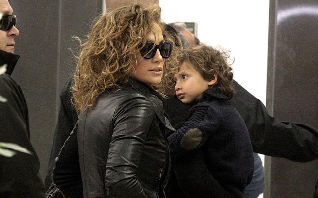 Η Jennifer Lopez πάντα και παντού με τα παιδιά της