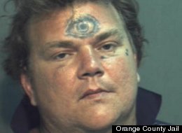 Το ασυνήθιστο τατουάζ του τον πρόδωσε και συνελήφθη