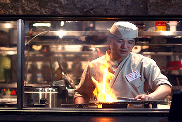 Απαγορεύεται το ωμό συκώτι στα ιαπωνικά εστιατόρια
