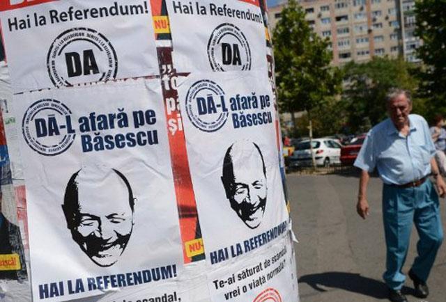 Άκυρο το δημοψήφισμα για την αποπομπή του προέδρου Μπασέσκου