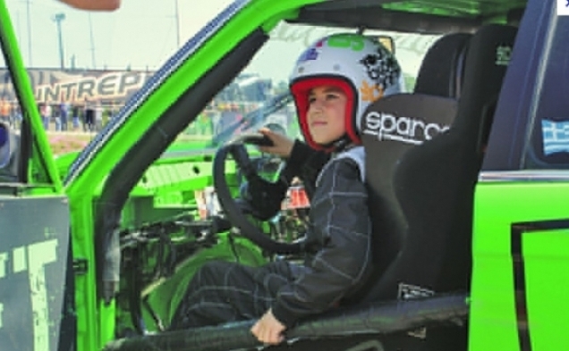 Ο νεότερος drifter στον κόσμο είναι Έλληνας