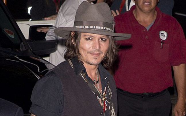 Χαμογελάει και πάλι ο Johnny Depp
