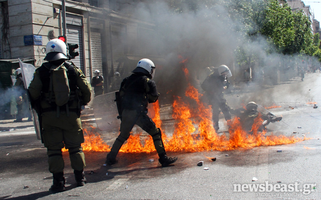 Βίντεο και φωτογραφίες από τα επεισόδια χθες στο κέντρο της Αθήνας