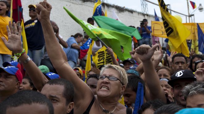 Τρεις νεκροί σε προεκλογική συγκέντρωση στη Βενεζουέλα