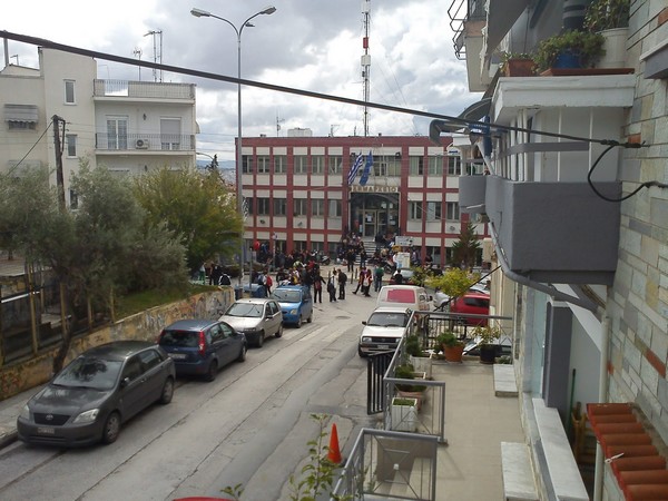 Καταλήψεις σε δημαρχεία της Θεσσαλονίκης