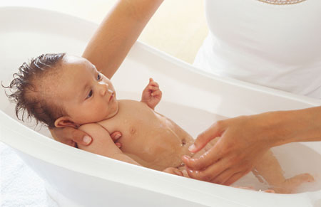 Πώς θα κάνετε πιο διασκεδαστικό το μπάνιο του μωρού