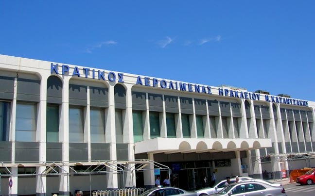 Συνεργασία των ΚΤΕΛ με τα αεροδρόμια ζητούν οι επαγγελματίες στην Κρήτη
