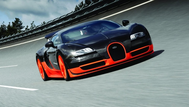 Η Bugatti ανεβάζει τον πήχη της ιπποδύναμης
