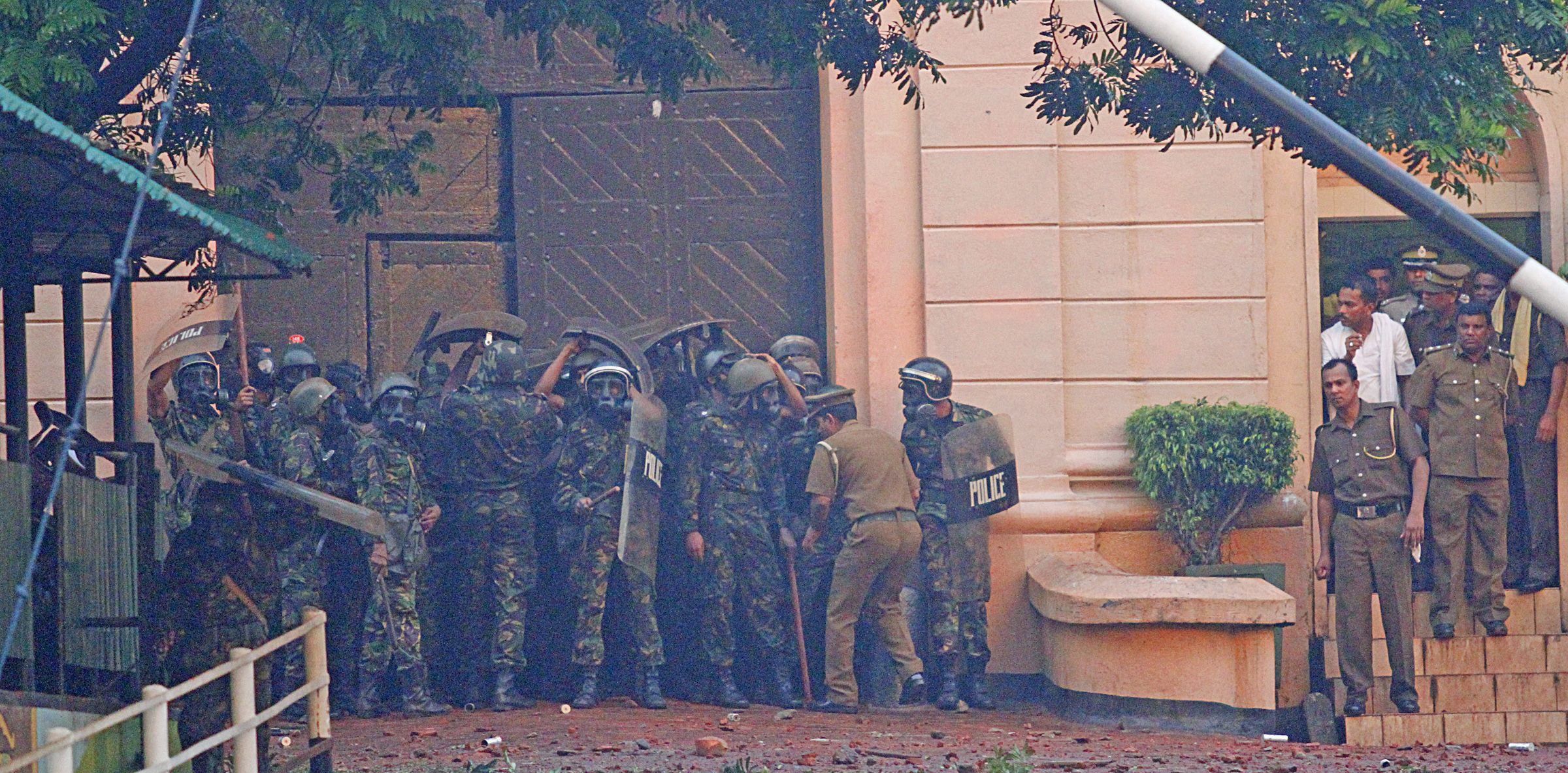 Στους 22 οι νεκροί από την εξέγερση σε φυλακή της Σρι Λάνκα