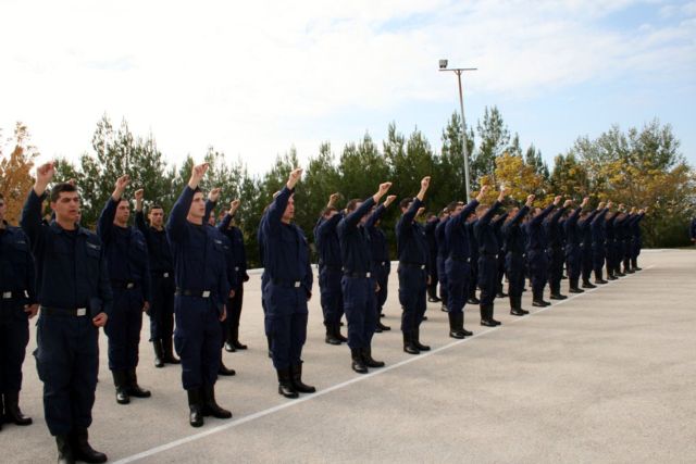 Ρολά κατεβάζουν οι αστυνομικές σχολές για δύο χρόνια