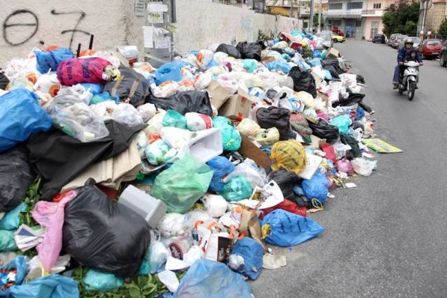 Τέλος στην αποκομιδή σκουπιδιών στην Τρίπολη