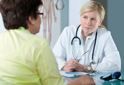 Τα συμπτώματα που οι γυναίκες «ξεχνούν» να πουν στο γιατρό