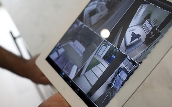Αμερικάνος ελέγχει το σπίτι του μέσω iPad