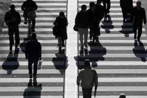 ΑΝΕΡΓΙΑ ΜΑΥΡΗ ΕΡΓΑΣΙΑ