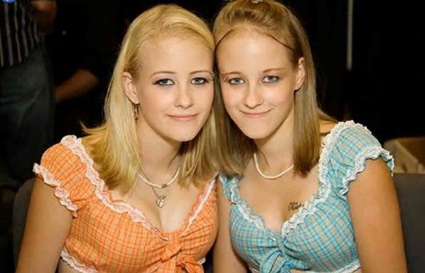 twins3.jpg