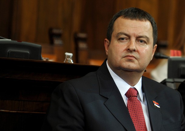 Αποκλείει πρόωρες εκλογές το 2013 ο σέρβος πρωθυπουργός