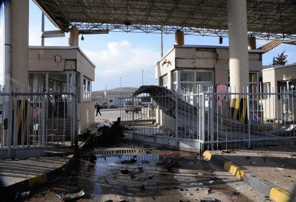 Πολύνεκρη έκρηξη στα σύνορα Τουρκίας-Συρίας