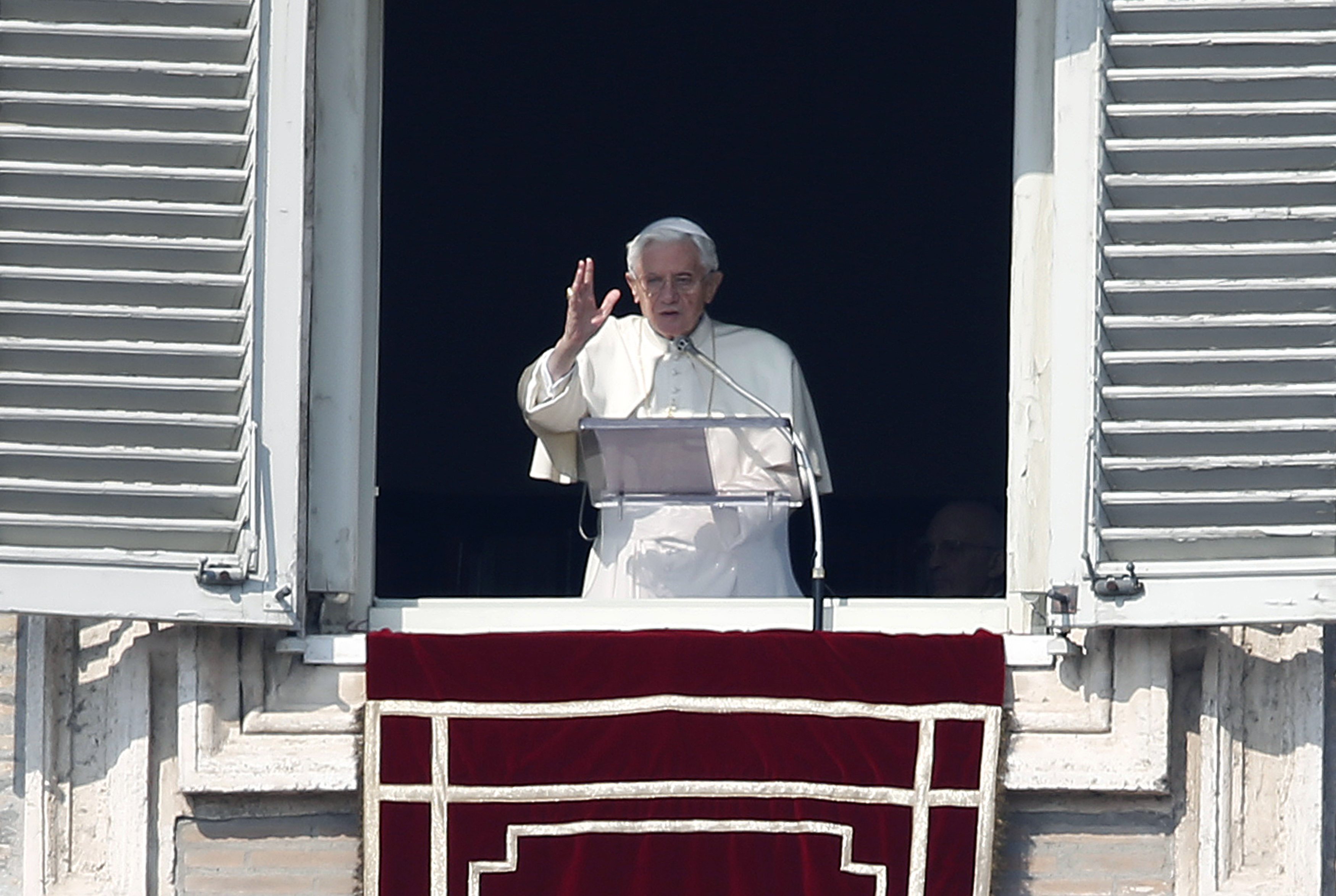 Επισπεύδει τις διαδικασίες για το διάδοχό του ο Πάπας