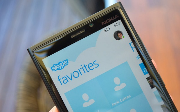 Αναβαθμισμένη έκδοση του Skype για τα Windows Phone 8