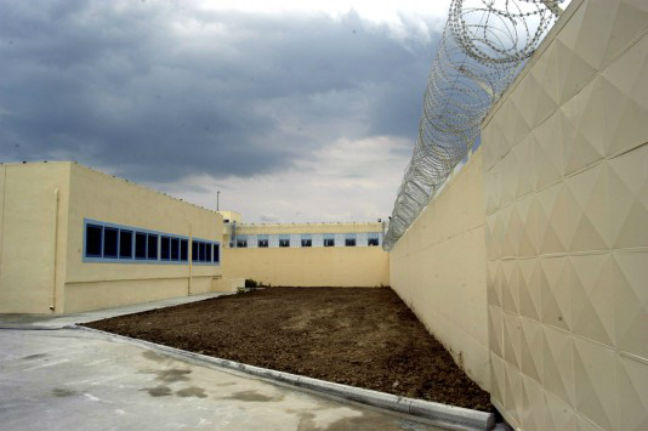 Δυνάμεις των ΕΚΑΜ στις φυλακές Τρικάλων