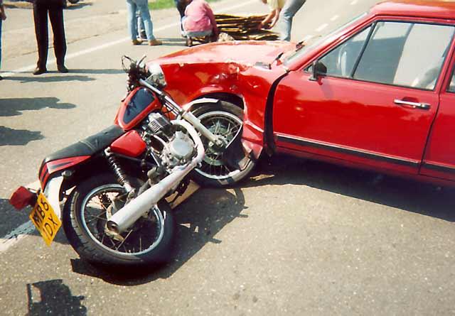 H μοτοσικλέτα είναι ευάλωτη και όχι επικίνδυνη