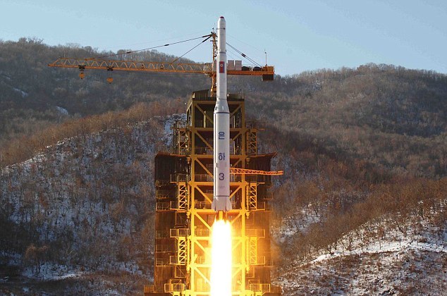Παράταση της εκτόξευσης πυραύλων από τη Β. Κορέα