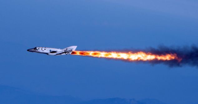 Το SpaceShipTwo άναψε τις μηχανές του