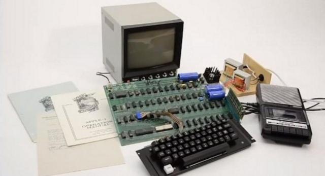 Υπολογιστής Apple-1 πουλήθηκε προς 666.000 δολάρια