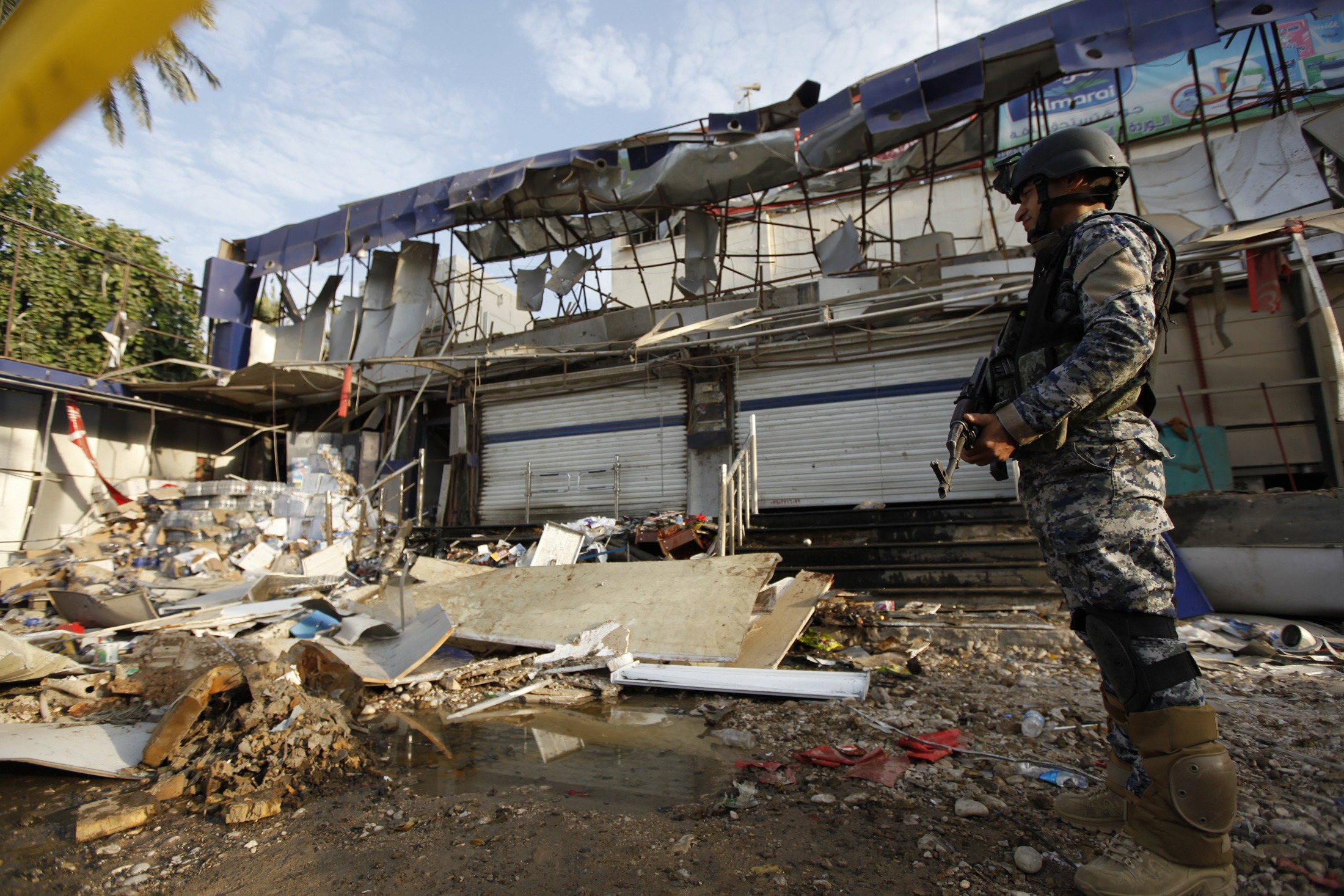 Πέντε νεκροί από εκρήξεις στη Βαγδάτη