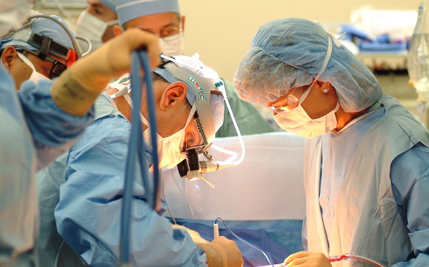 Νέο υλικό φέρνει επανάσταση στις αγγειοχειρουργικές επεμβάσεις