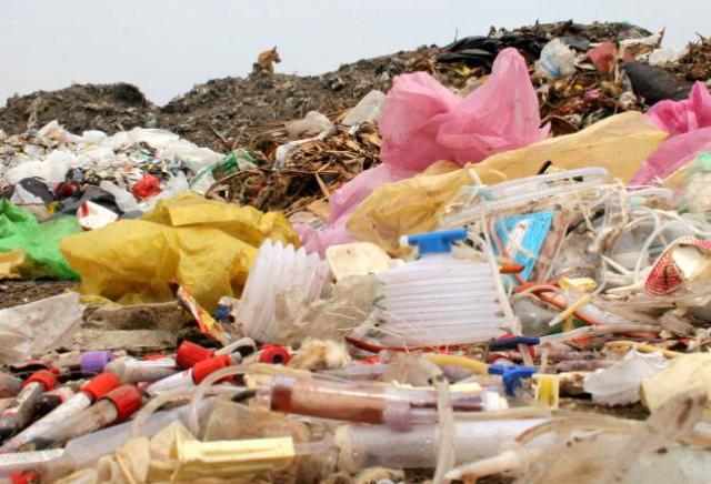Επικίνδυνα ιατρικά απόβλητα εντοπίστηκαν από τους ελεγκτές του ΕΔΣΝΑ
