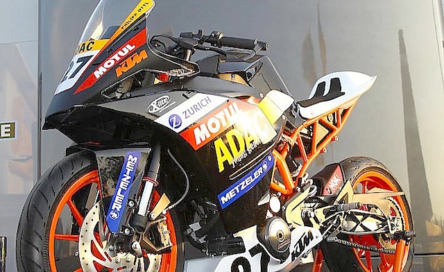 Οι ομοιότητες του KTM RC390 Cup Racer με την έκδοση παραγωγής