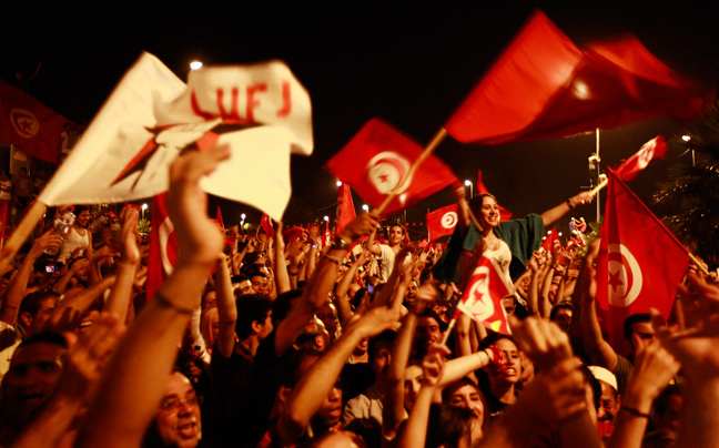 Εγκρίθηκαν τα πρώτα άρθρα του νέου Συντάγματος στην Τυνησία