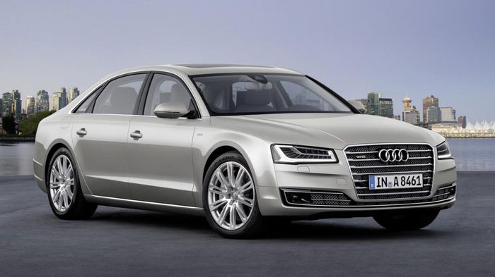 Αποκαλύφθηκαν επίσημα τα Audi A8 και S8