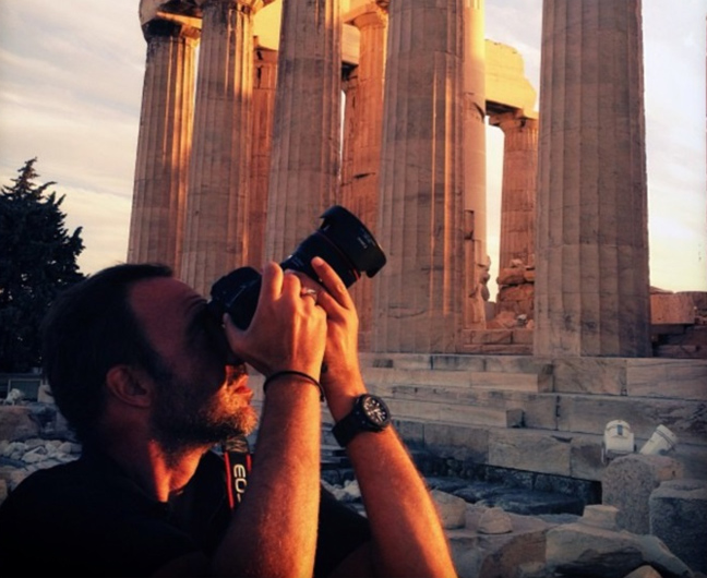 Το καλοκαιρινό άλμπουμ του Νίκου Αλιάγα από την Ελλάδα