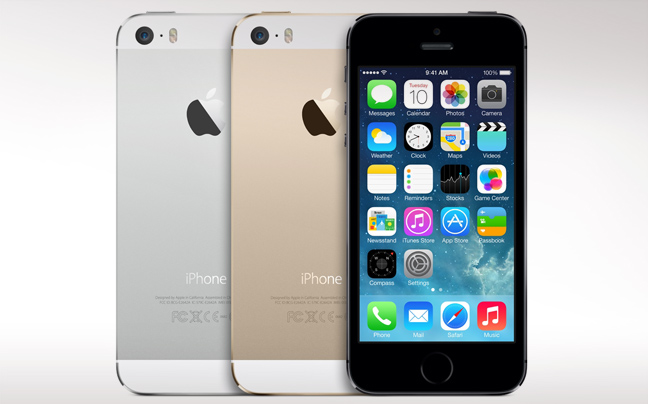Η Cosmote ξεκινάει τη διάθεση των iPhone 5S και 5C