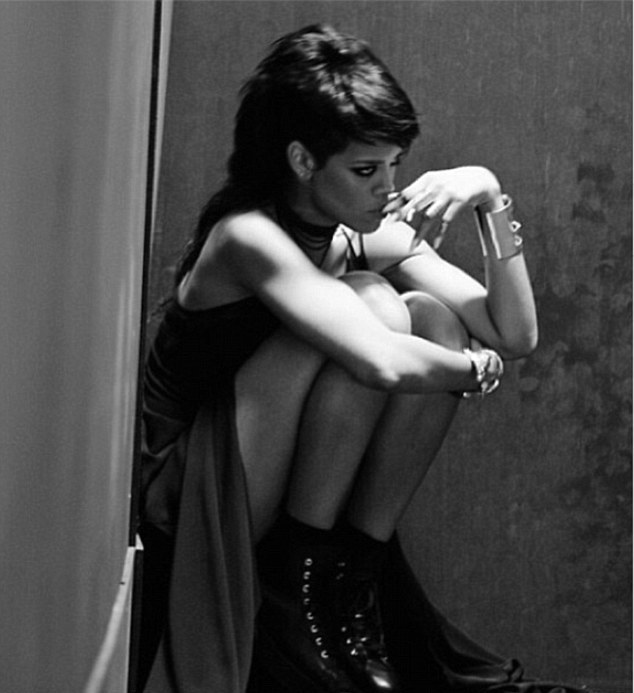 Rihanna5.jpg
