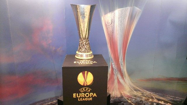 Το κύπελλο του Europa League είδαν φίλοι της τεχνολογίας
