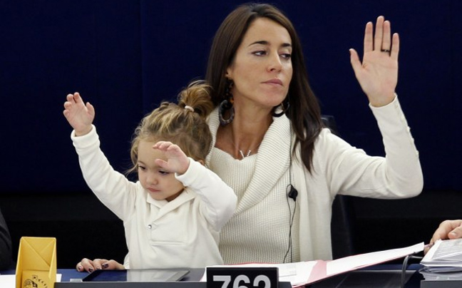 eurovouleutis_paidi4.jpg