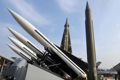 Η Βόρεια Κορέα εκτόξευσε 4 πυραύλους μικρού βεληνεκούς