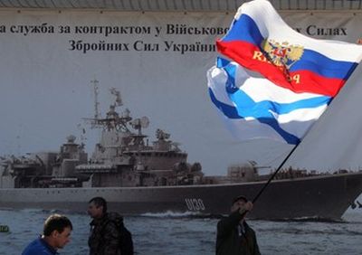 Ρωσικά αποβατικά διέσχισαν τον Βόσπορο κατευθυνόμενα στη Μαύρη Θάλασσα