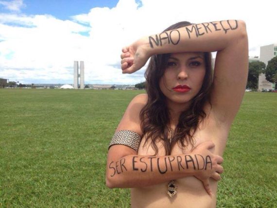 Βραζιλιάνες γδύθηκαν γιατί «δεν αξίζουν να βιαστούν»